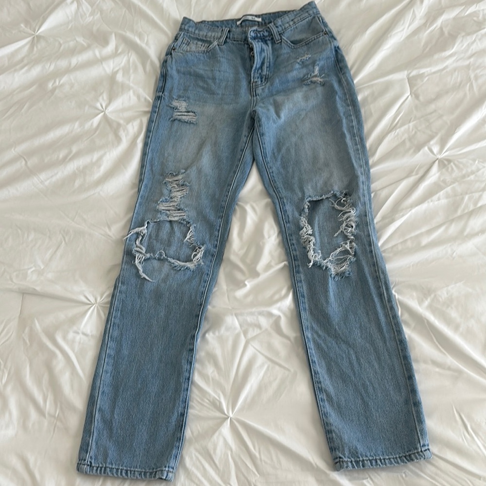 Willow ~ Root light blue ripped vintage mom jeans size 24
